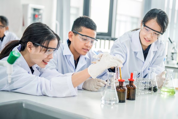 Chương trình Cambridge tại Vinschool: “Chìa khóa mới’’ vào các đại học hàng đầu Việt Nam - Anh 1