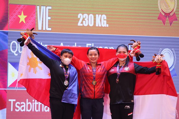 Đô cử Phạm Thị Hồng Thanh giành HCV, phá 3 kỷ lục SEA Games - Anh 3