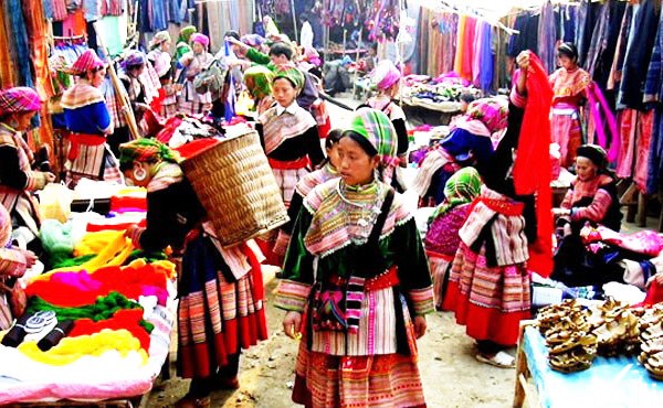 Tái hiện các giá trị văn hóa đặc sắc của chợ phiên vùng cao - Anh 1