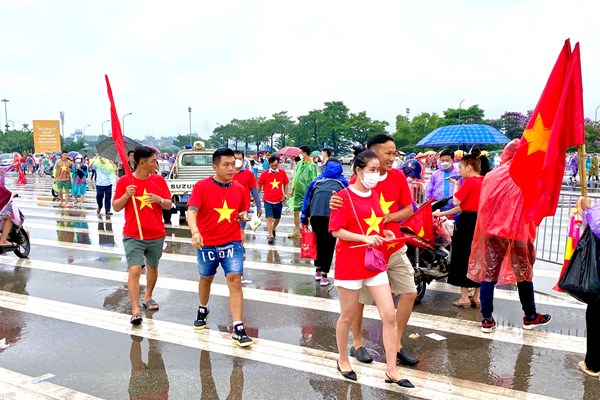 Bùng nổ sân vận động Mỹ Đình trước trận chung kết - Anh 3