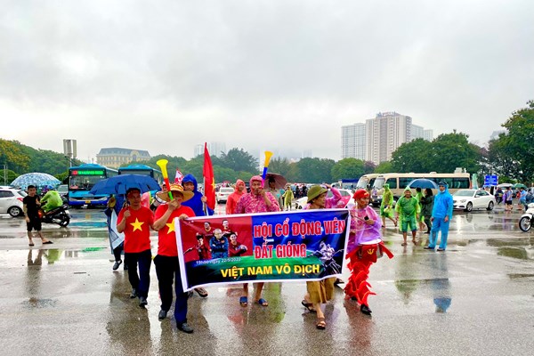 Bùng nổ sân vận động Mỹ Đình trước trận chung kết - Anh 12