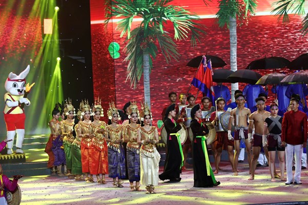 Lễ bế mạc SEA Games 31: Da diết câu Quan họ giã bạn - Anh 23