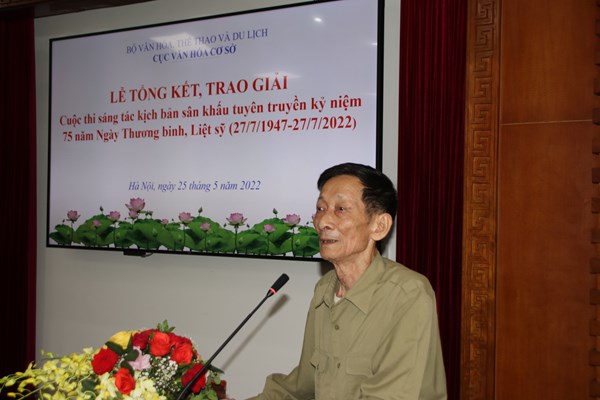 Bộ VHTTDL  trao 16 giải  kịch bản sân khấu xuất sắc về đề tài Thương binh, Liệt sĩ - Anh 4