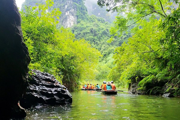 Ninh Bình: Làm mới sản phẩm du lịch sau dịch Covid-19 - Anh 5