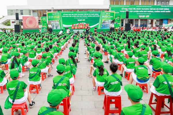 Trang bị kỹ năng bơi, phòng chống đuối nước cho  trẻ  em - Anh 3