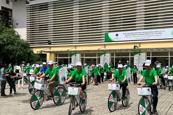 Mít tinh hưởng ứng Ngày Thế giới không thuốc lá và Tuần lễ quốc gia không thuốc - Anh 2