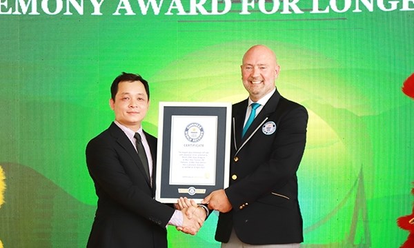 Khánh thành cầu kính đi bộ dài nhất thế giới ở Mộc Châu - Anh 4