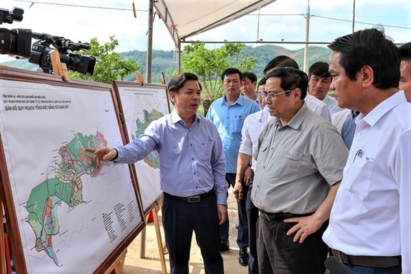 Thủ tướng Phạm Minh Chính: Đưa Mộc Châu trở thành trung tâm kinh tế lớn của Tây Bắc - Anh 7