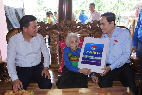 Trung ương Đoàn ra quân chiến dịch Thanh niên tình nguyện 2022 - Anh 4