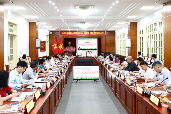 Triển khai Nghị quyết của Đảng trên lĩnh vực văn hóa, văn nghệ đạt được nhiều kết quả quan trọng - Anh 2