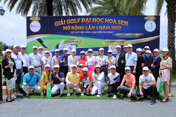 Giải Golf gây quỹ học bổng hỗ trợ sinh viên tài năng thể thao - Anh 2