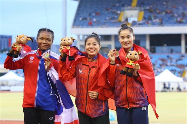 Chủ tịch nước tặng Huân chương Lao động hạng Nhì cho 4 VĐV đạt thành tích cao tại SEA Games 31 - Anh 2