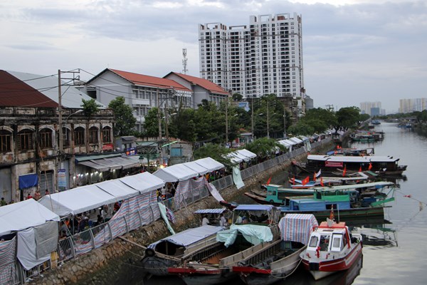 Đông đảo người dân đến với Tuần lễ trái cây “Trên bến, dưới thuyền” - Anh 11