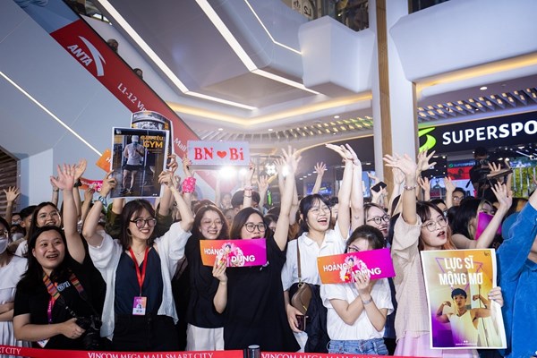 “Hot trend” của giới trẻ Hà Nội: Chơi kiểu mới, sống có gu - Anh 9