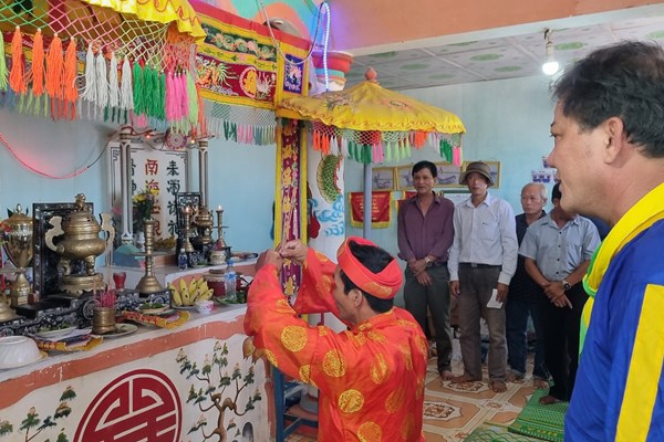 Tưng bừng Lễ hội đua thuyền truyền thống cầu an mừng Tết Đoan Ngọ - Anh 2