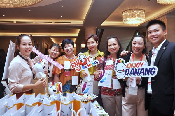Khoảng 450 đại biểu quốc tế dự Diễn đàn phát triển đường bay châu Á - Anh 1