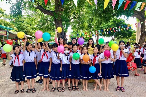 Trường Tiểu học số 2 Quảng Châu xây dựng môi trường học tập xanh, sạch, đẹp, an toàn - Anh 6