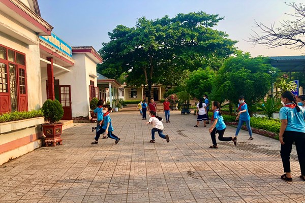 Trường Tiểu học số 2 Quảng Châu xây dựng môi trường học tập xanh, sạch, đẹp, an toàn - Anh 5