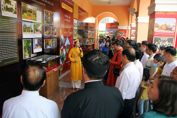Khai mạc triển lãm “Về nơi lưu dấu chân Người