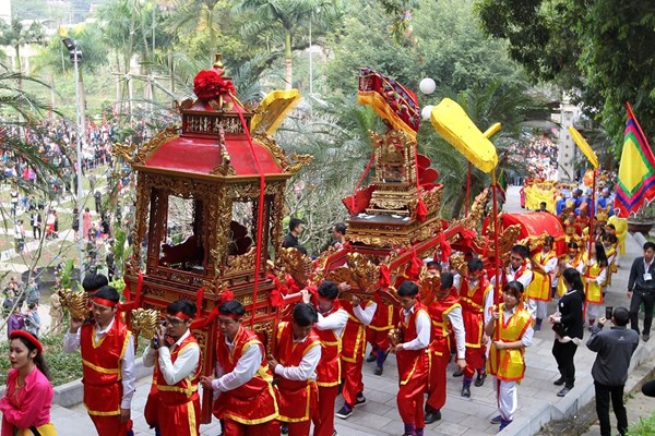 Vi phạm hành chính trong lĩnh vực tín ngưỡng, tôn giáo sẽ bị phạt tới 60 triệu đồng - Anh 1