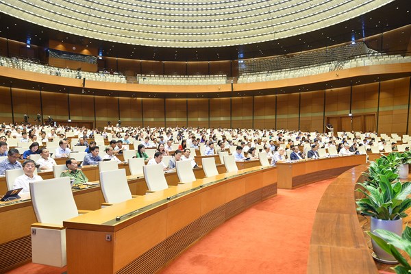 Nhân dân và cử tri cả nước chờ đợi câu trả lời thẳng thắn và trách nhiệm của các Bộ trưởng - Anh 2