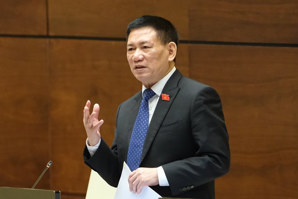 Cần sớm đưa sách giáo khoa là loại hàng hóa đặc biệt được thẩm định giá - Anh 4