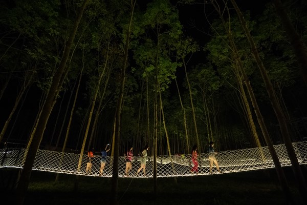 “Viên kim cương xanh” - điểm du lịch mới lạ, độc đáo và tuyệt đẹp tại Phong Nha – Kẻ Bàng - Anh 8