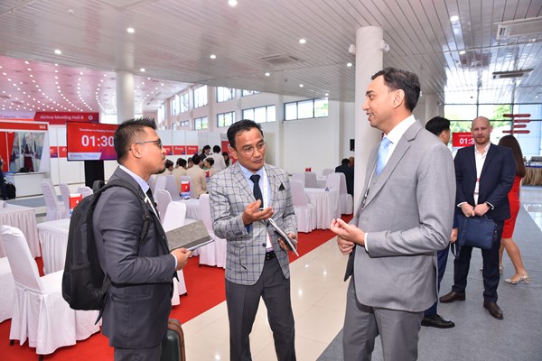 Phục hồi ngành hàng không sau đại dịch - Anh 2