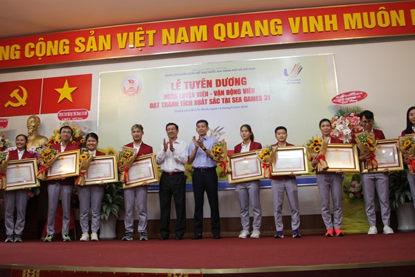 Trung tâm Huấn luyện thể thao quốc gia TP.HCM: Tuyên dương HLV, VĐV thành tích xuất sắc tại SEA Games 31 - Anh 1