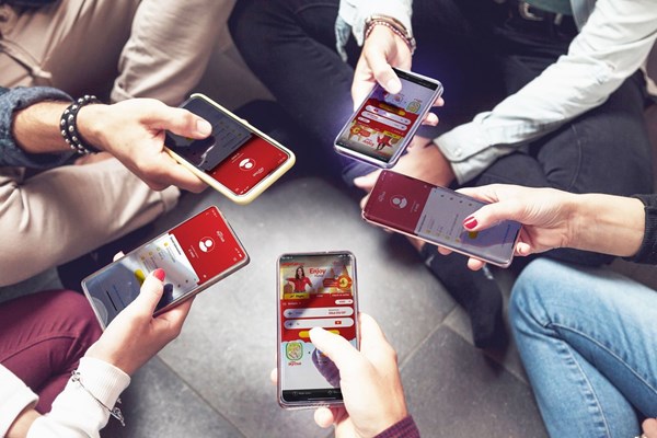 MOVI và Vietjet giành giải sản phẩm fintech tốt nhất trong năm của Global Economics Times Anh quốc - Anh 1