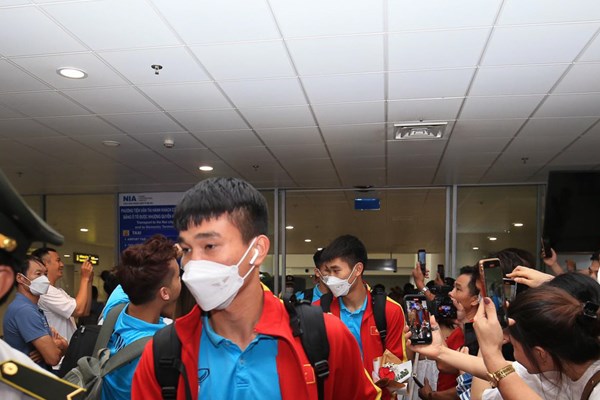 Đội tuyển U23 Việt Nam về nước - Anh 1