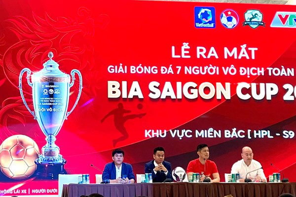 Giải bóng đá phong trào 7 người được tổ chức tại 5 tỉnh thành trên cả nước - Anh 2