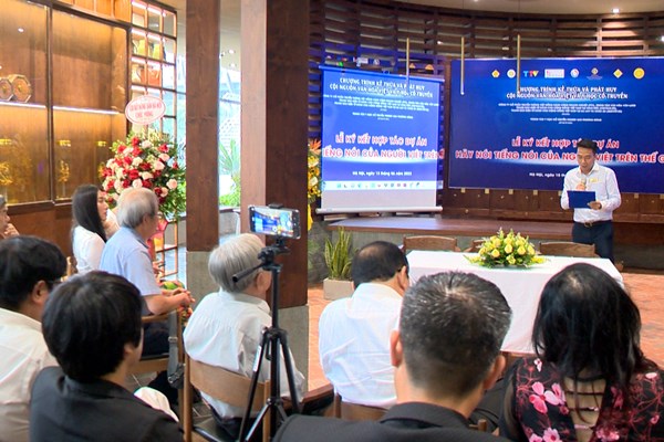 Dự án “Hãy nói tiếng nói người Việt trên thế giới” - Anh 2
