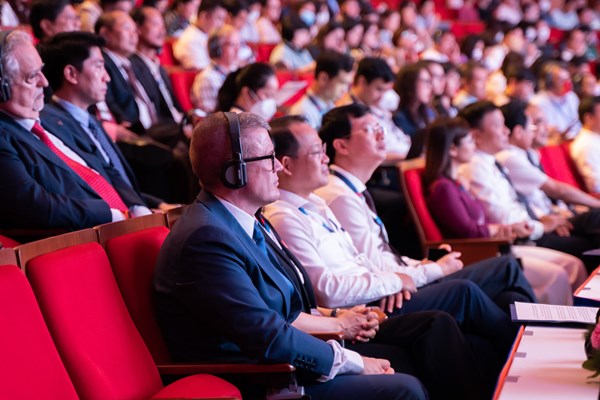 VinUni khởi xướng “Hội nghị quốc tế thường niên về đổi mới dạy và học” - Anh 1