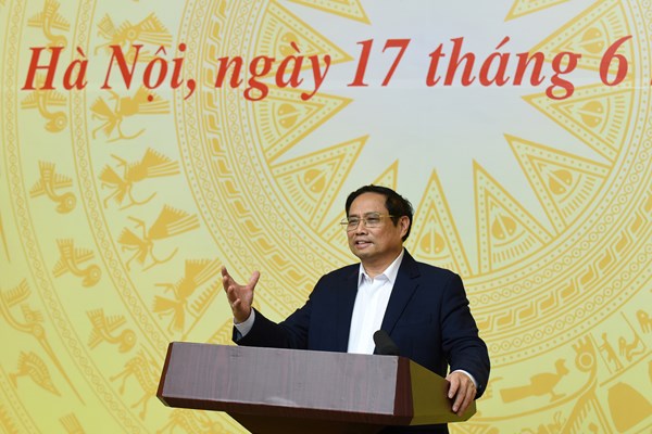 Thủ tướng: Người làm báo là một trong những lực lượng trên tuyến đầu trên các mặt trận - Anh 1