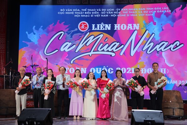 Khai mạc Liên hoan Ca Múa Nhạc toàn quốc (đợt 2): Hứa hẹn nhiều chương trình chất lượng cao - Anh 1