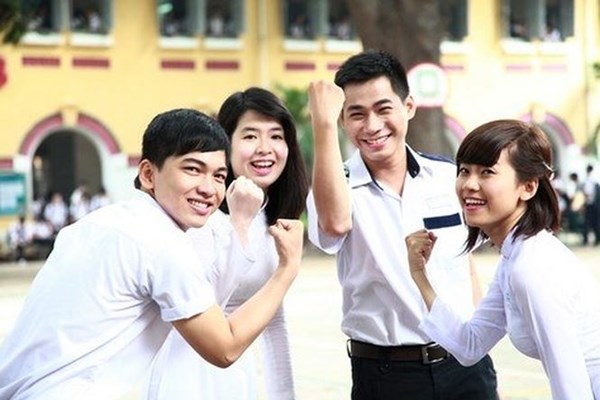 Thành công không nhất thiết phải đi qua cổng trường THPT công lập - Anh 1
