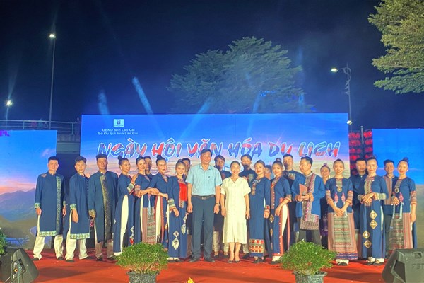 Ngắm nhìn Sa Pa thu nhỏ giữa lòng 