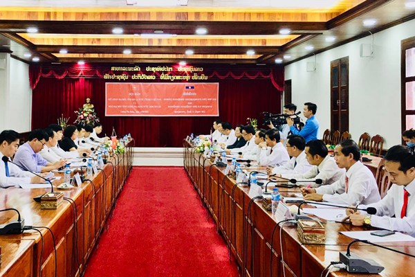 Sap dien ra “Ban tinh ca Son La - Luong Pha Bang” tai Lao - Anh 2