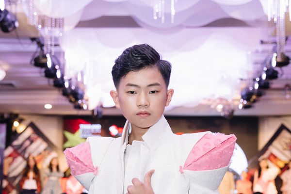 Khát vọng đưa thời trang Việt ra “biển lớn” - Anh 7