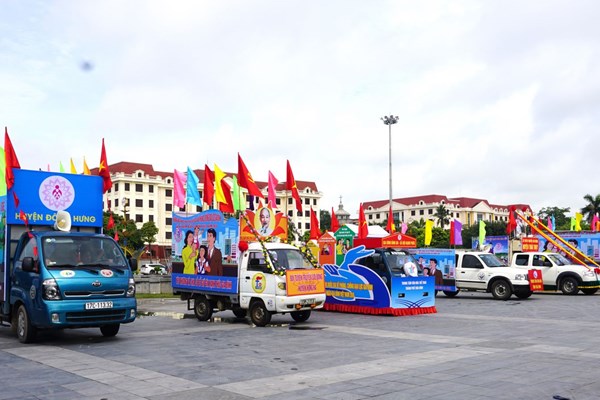 Ngày Gia đình Việt Nam 28.6: Gắn kết cộng đồng, yêu thương lan tỏa - Anh 3