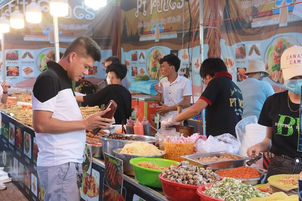 6 tháng đầu năm, Khánh Hòa đón hơn 1 triệu lượt du khách - Anh 3