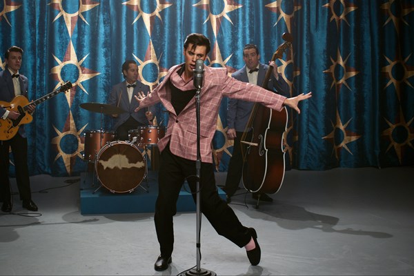 Elvis - tác phẩm về huyền thoại âm nhạc đáng xem nhất hè này - Anh 1