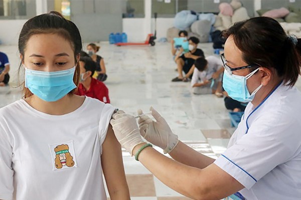 Biến chủng mới của virus SARS-CoV-2: Người dân không được chủ quan khi dịch vẫn còn phức tạp - Anh 1