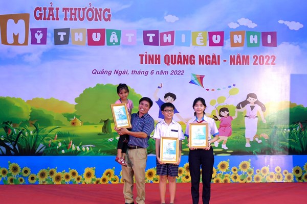 Quảng Ngãi: Nhiều trải nghiệm bổ ích dành cho trẻ dịp hè - Anh 5