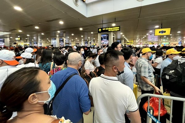 Khách quốc tế tăng 582,2% so với cùng kỳ năm trước - Anh 1