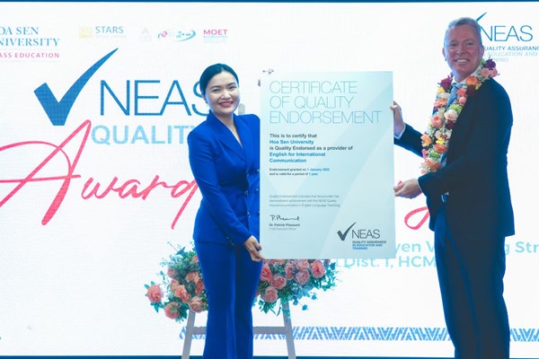 Trường đại học đầu tiên đạt chứng nhận NEAS - Úc cho chương trình tiếng Anh giao tiếp quốc tế - Anh 1
