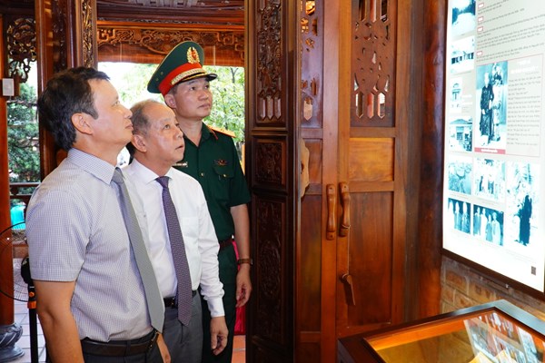 Mở cửa đón khách tham quan Bảo tàng Đại tướng Nguyễn Chí Thanh tại Huế - Anh 1
