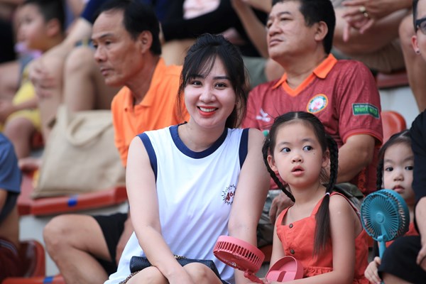 V.League trở lại đầy hấp dẫn - Anh 2