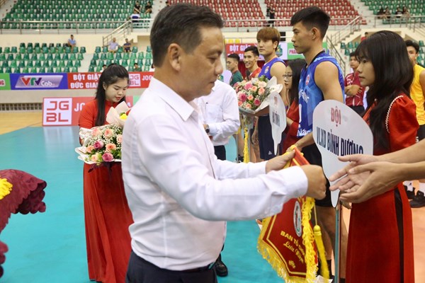 Khai mạc Giải bóng chuyền vô địch quốc gia 2022 - Anh 1